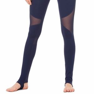 Alo Yoga Coast Legging NWT